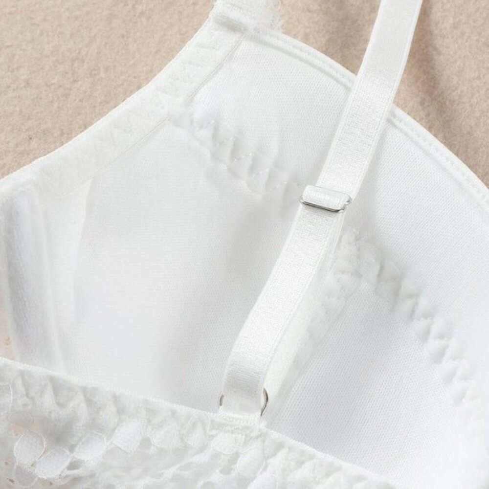 Dreamkue White Lace Trim Spaghetti Strap Bralette Size Small - Picture 5 of 6